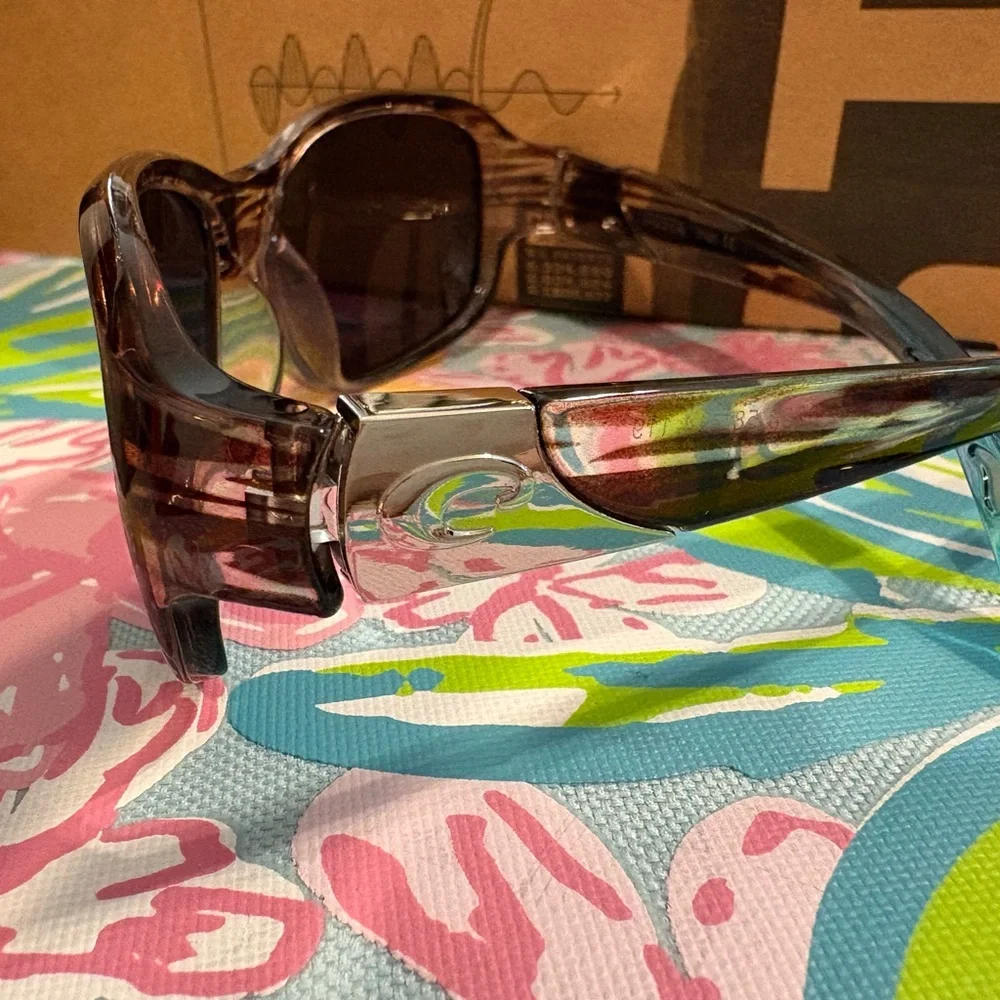 Women’s Costa Sunglasses - Picture 6 of 6